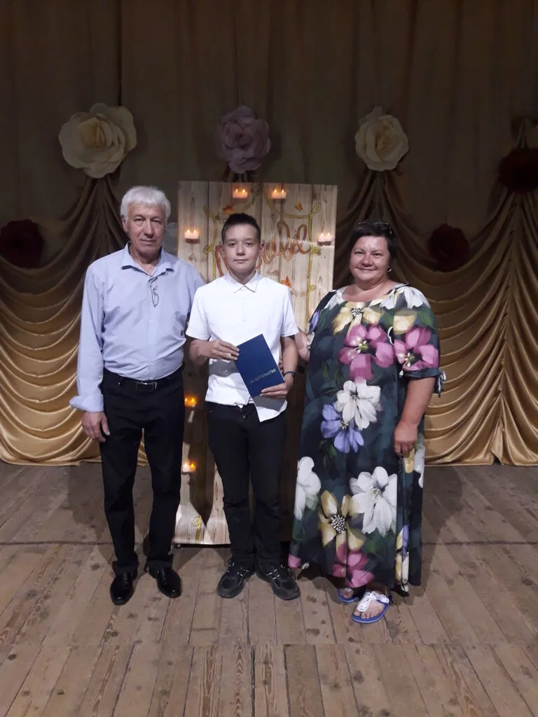 Гитаристы выпускной.jpg